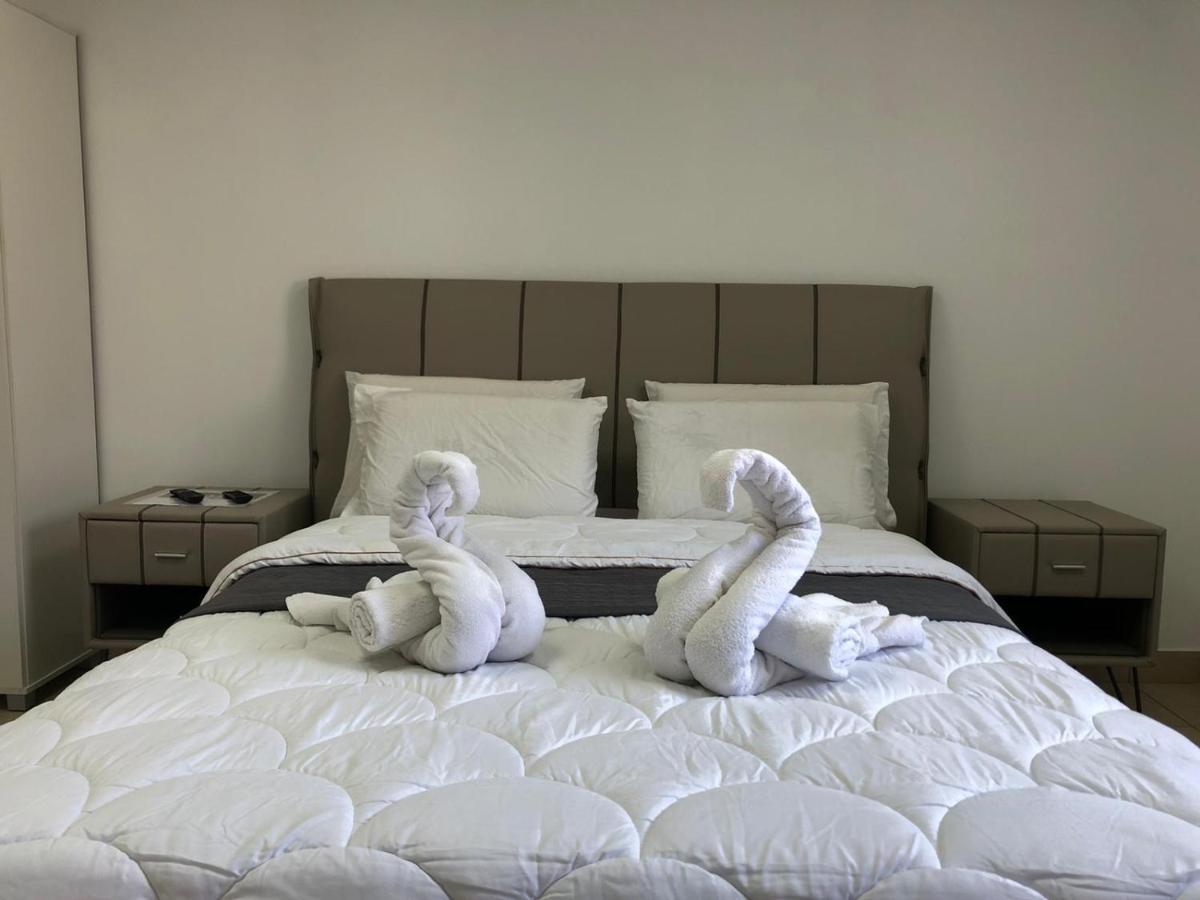 Hotel Room Service بات يام المظهر الخارجي الصورة